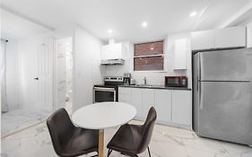 Stonewall Suites
